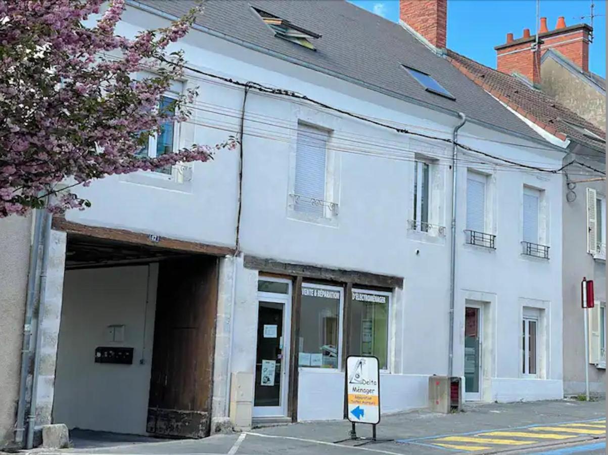 Chez Nous -Parking Gratuit Et Wifi A Vierzon Apartamento Exterior foto