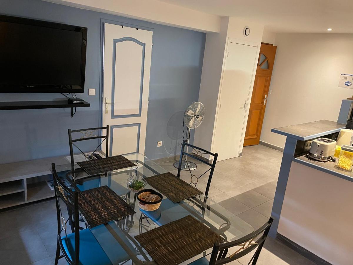 Chez Nous -Parking Gratuit Et Wifi A Vierzon Apartamento Exterior foto